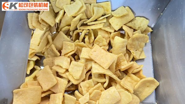 虾片称重定量包装机上料装置图